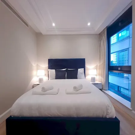 Apartment Penthouse With Stunning Canary Wharf Views Ptk London