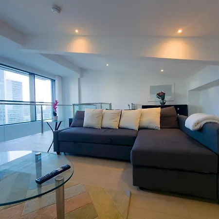 Apartment Penthouse With Stunning Canary Wharf Views Ptk London