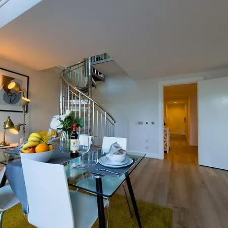 Penthouse With Stunning Canary Wharf Views Ptk *