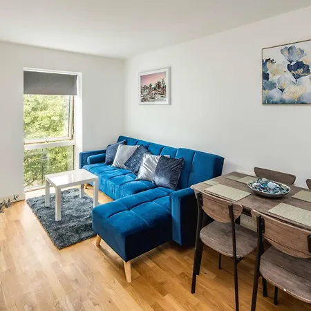 One Bedroom Near With Private Balcony Apartment