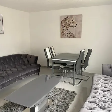 Holiday home Bliss Retreat - Superb 3-bed House *