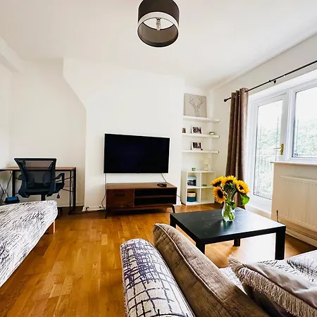 Cozy Flat Nearby Trendy Shoreditch * London