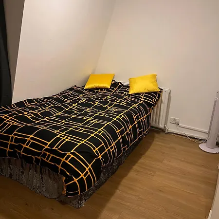 Flat In Paddington London