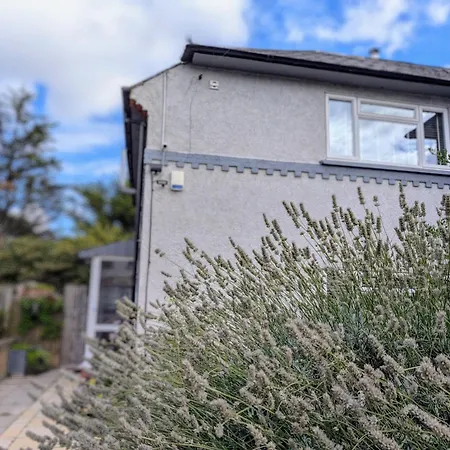 Villa 3bedrooms House Sleeps10 Garden&parking Ably London