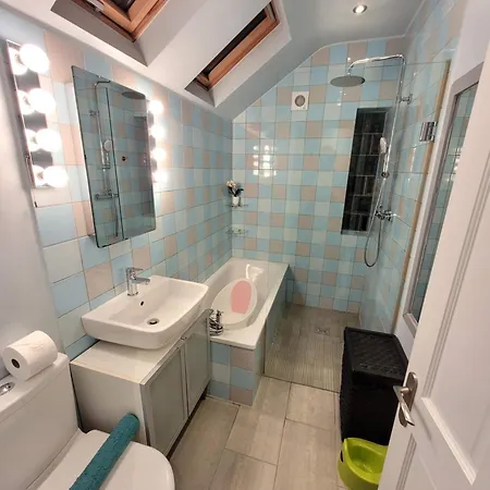 3bedrooms House Sleeps10 Garden&parking Ably
