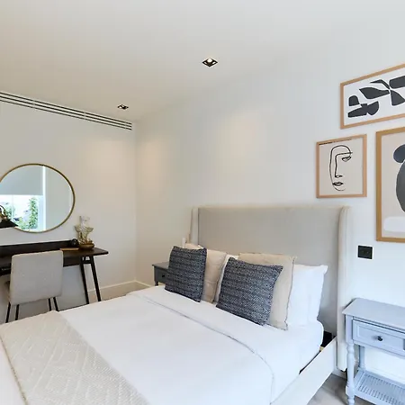 The Notting Hill Gate Wonder - Modern 2bdr Flat London