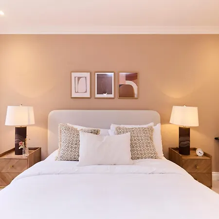 The Latimer Wonder - Stunning 5bdr House With Garden Apartamento *