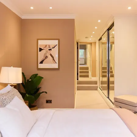 Apartamento The Latimer Wonder - Stunning 5bdr House With Garden *