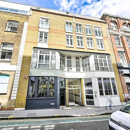 2 Bed Flat Next Old Street Tube Apartment *