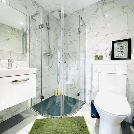 Bright Flat Near To Tower Bridge Apartment London