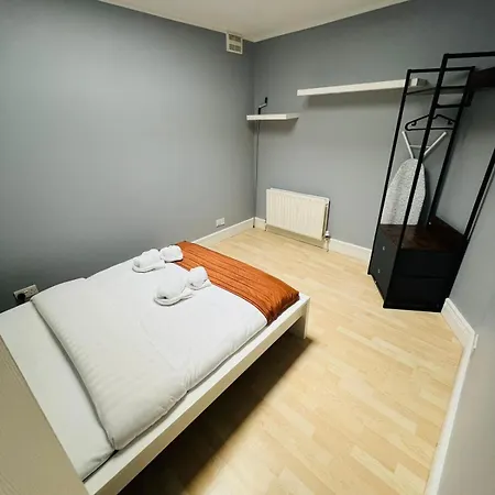 Westciti Caroco 4* Croydon