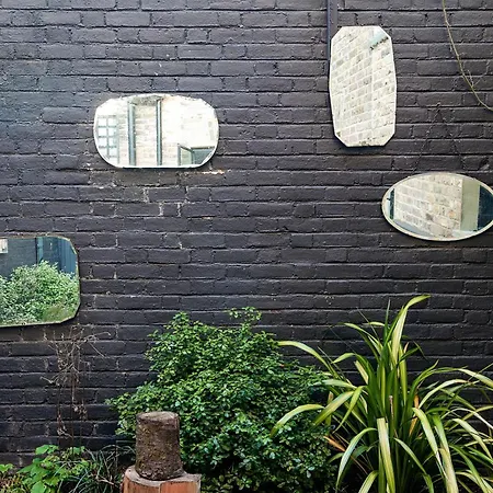 Notting Hill Playhouse Apartment London
