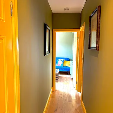 A Lovely 1 Bedroom Flat / Modern-cosy * London