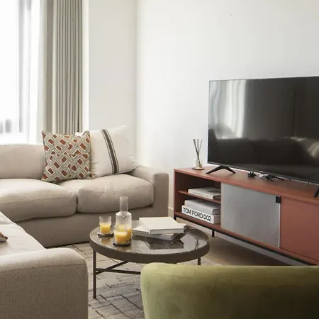 Modern King's Cross Apartment *