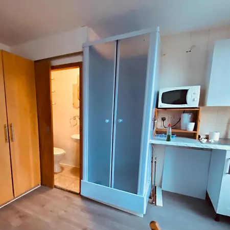 In Islington Apartment *