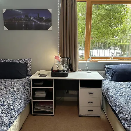 Homestay London Gateway Get-away *