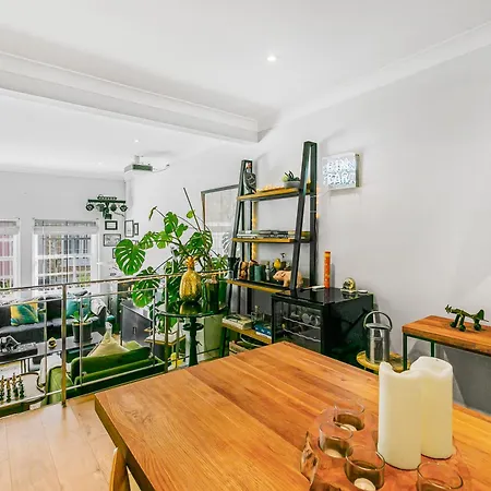 Holiday home 4 Bedroom House With Gym - Behind V&a Museum *
