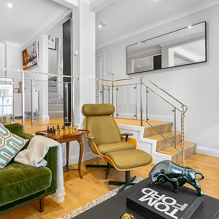 4 Bedroom House With Gym - Behind V&a Museum