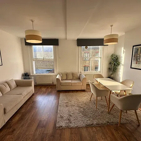 Apartment One Bed Victorian Flat,10 Min Walk To Paddington, Sleeps 4, Pet-friendly London