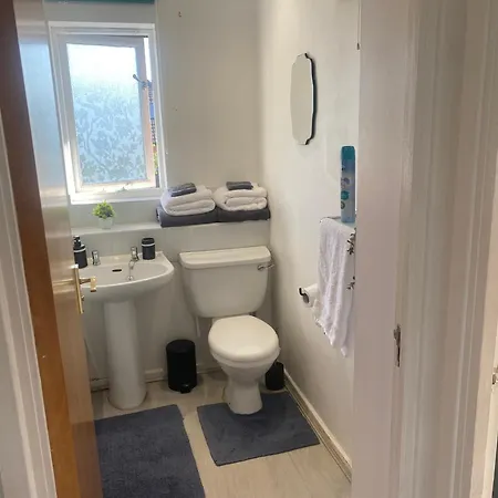 Beckton Docklands - 1 Bedroom - Sleeps 4 - Wifi Apartment
