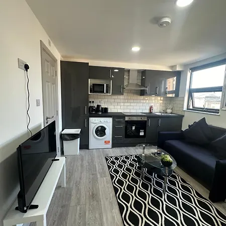 Modern 3 Bedroom With 2 Bathroom In Apartamento Londres