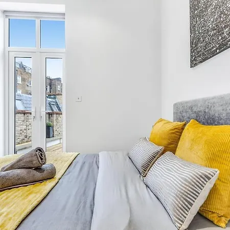 Apartment Lux Abbey Road Sleeps Up To 7 London