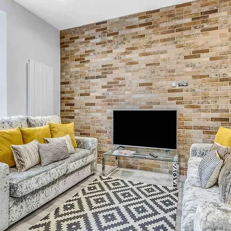 Lux Abbey Road Sleeps Up To 7 Apartment London