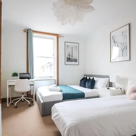 Guest house Chelsea London