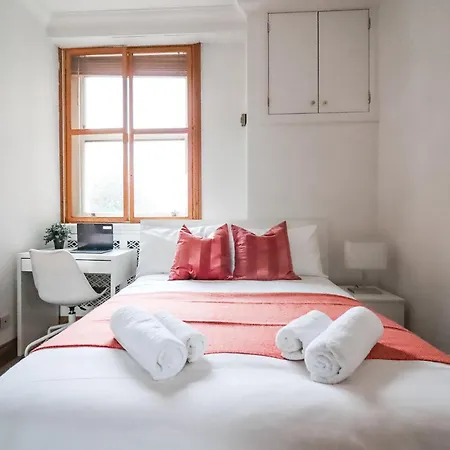 Chelsea Guest house