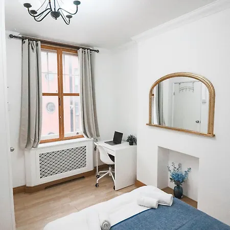 Chelsea Guest house