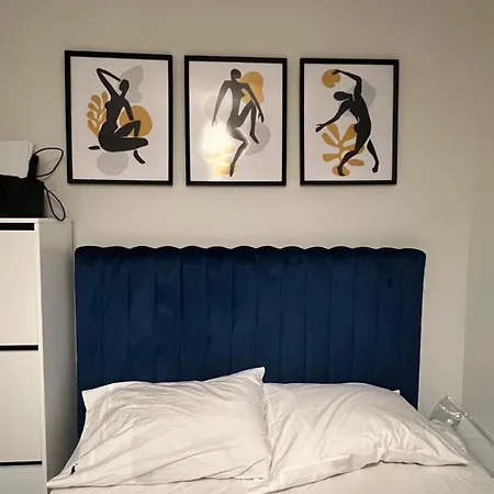 En-suite Modern *