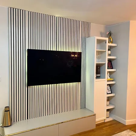 En-suite Modern Homestay
