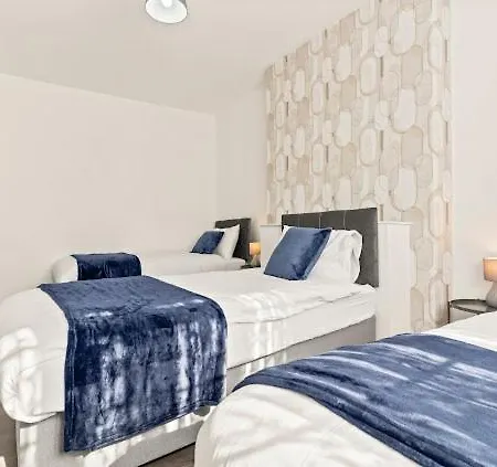 Apartment 4 Bed Near Wembley Stadium *