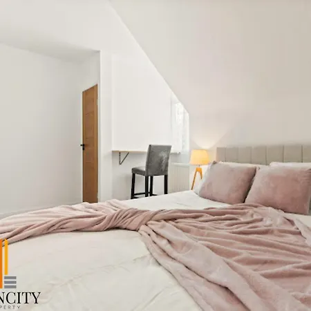 Apartment 4 Bed Near Wembley Stadium *