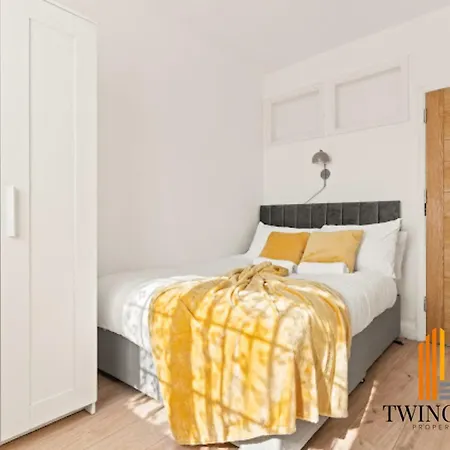 4 Bed Near Wembley Stadium *