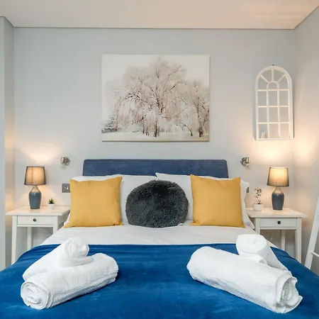 Nottinghill On River Luxe Flat With Balcony Apartment