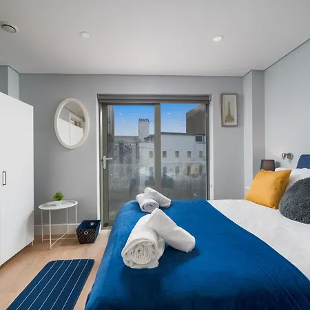 Nottinghill On River Luxe Flat With Balcony London