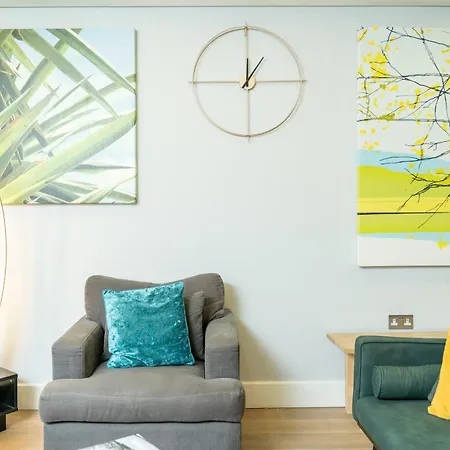 Nottinghill On River Luxe Flat With Balcony London