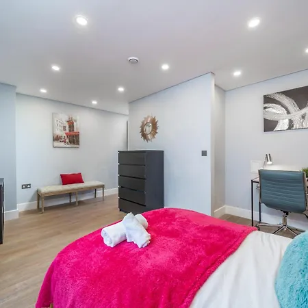 Apartment Nottinghill On River Luxe Flat With Balcony London