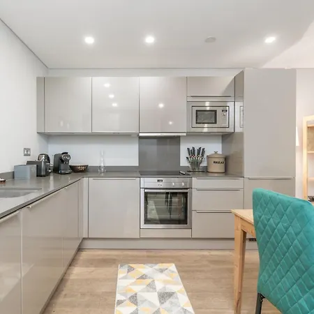 Nottinghill On River Luxe Flat With Balcony * London