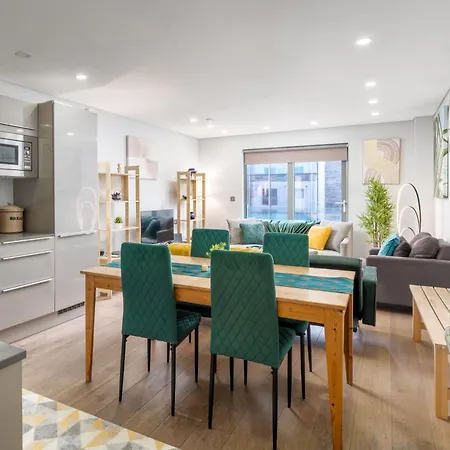 Apartment Nottinghill On River Luxe Flat With Balcony London