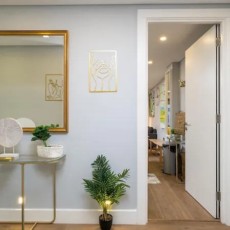 Nottinghill On River Luxe Flat With Balcony London