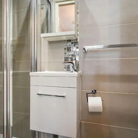 Comfy Flat - Camden-kings Cross-zone 1 Apartment *