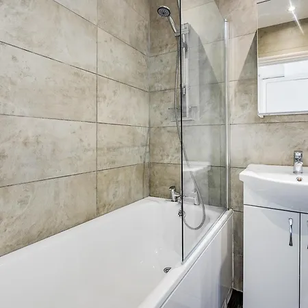 Sunny Spacious Flat - West London, Kensington, Earl's Court, Chelsea * London