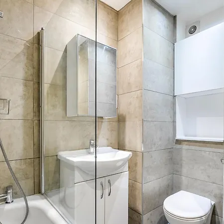 Apartment Sunny Spacious Flat - West London, Kensington, Earl's Court, Chelsea London