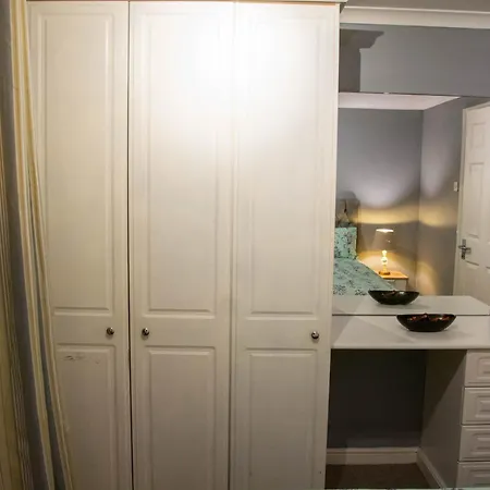 Meridian Canary Wharf Close To Excel And O2 Apartment