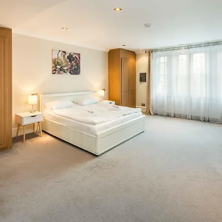 Kensington Skyline Penthouse