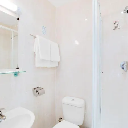 Queens Park Premier Hyde Park Hotel 4*