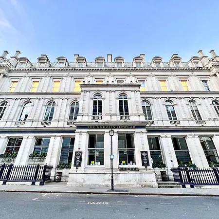 Excellent Entire Between St Pauls Cathedral And Covent Garden Apartment