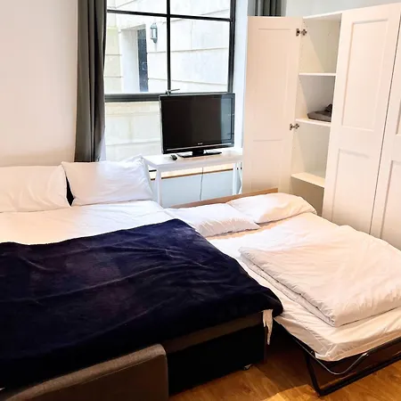 Excellent Entire Between St Pauls Cathedral And Covent Garden Apartment